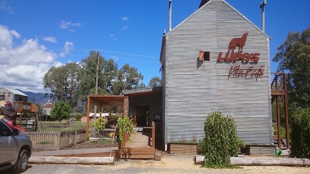 Lupo's Kiln Cafe