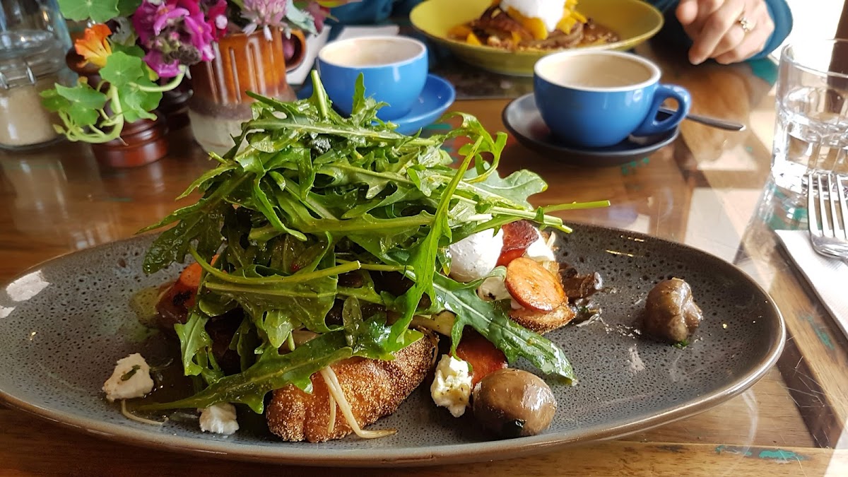 Lupo's Kiln Cafe - Photo 8