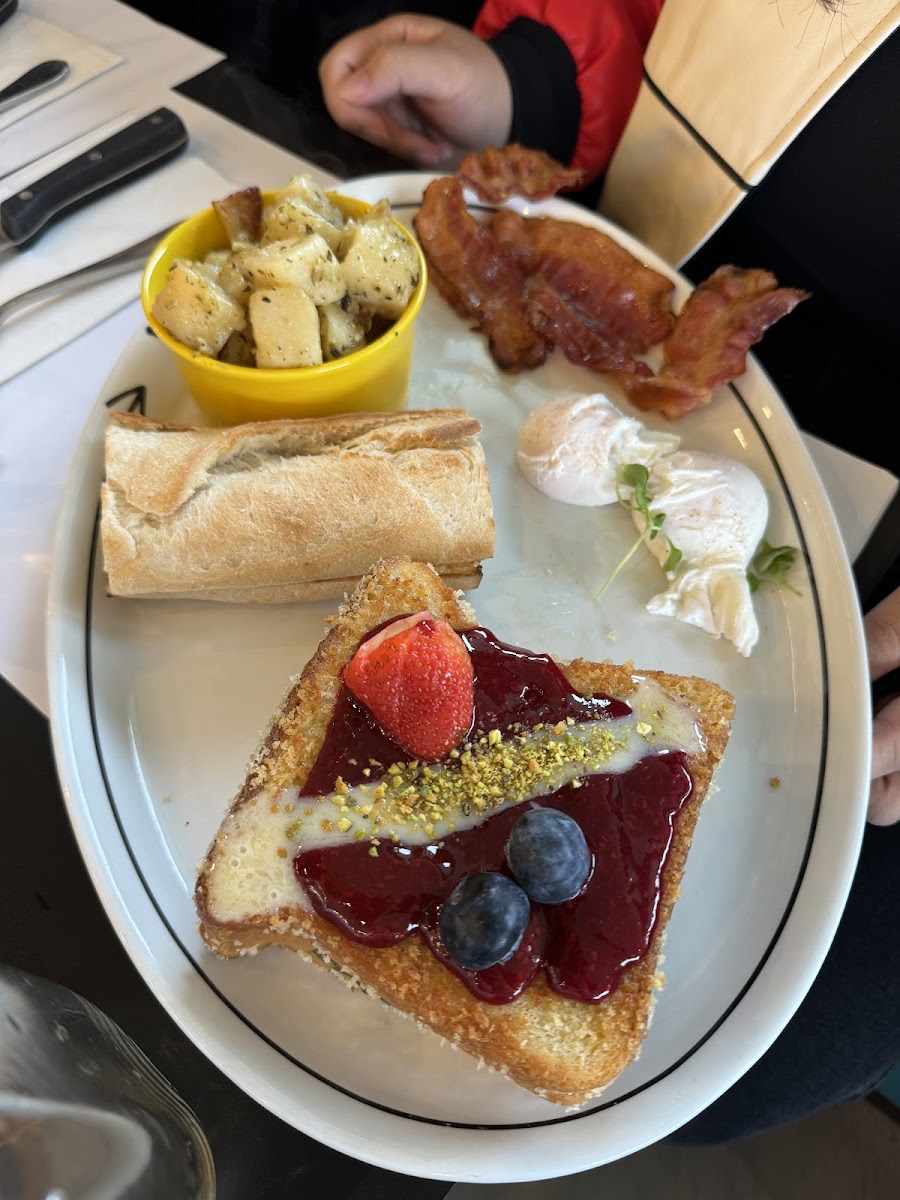 Restaurant L'Avenue Brossard - Photo 7