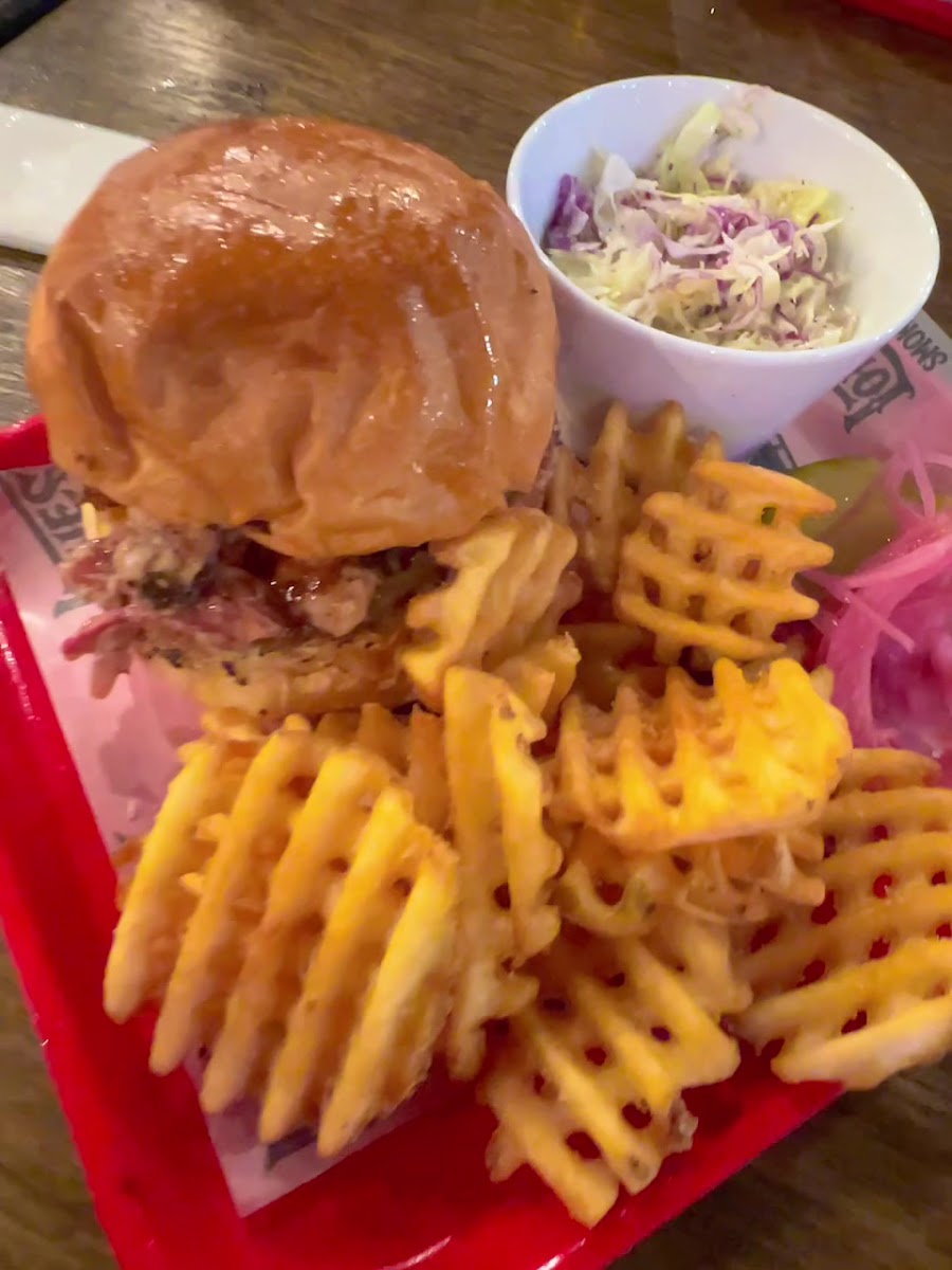 Lonestar Smoke House - Photo 1