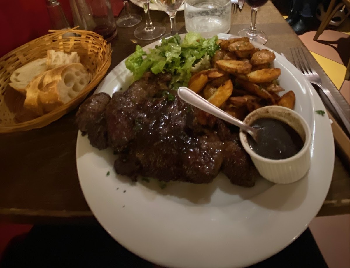 Le Bouchon du Marché - Photo 2