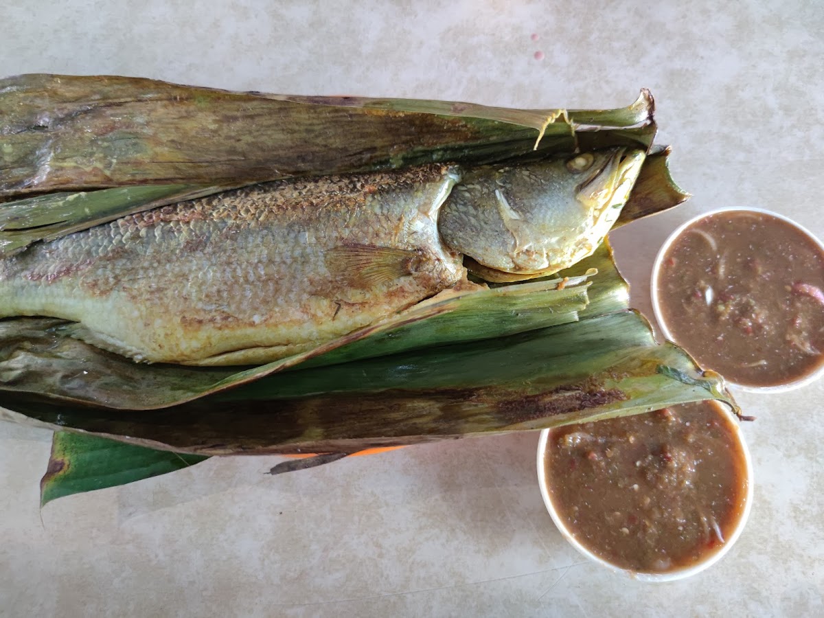 Mat Teh Ikan Bakar - Photo 9