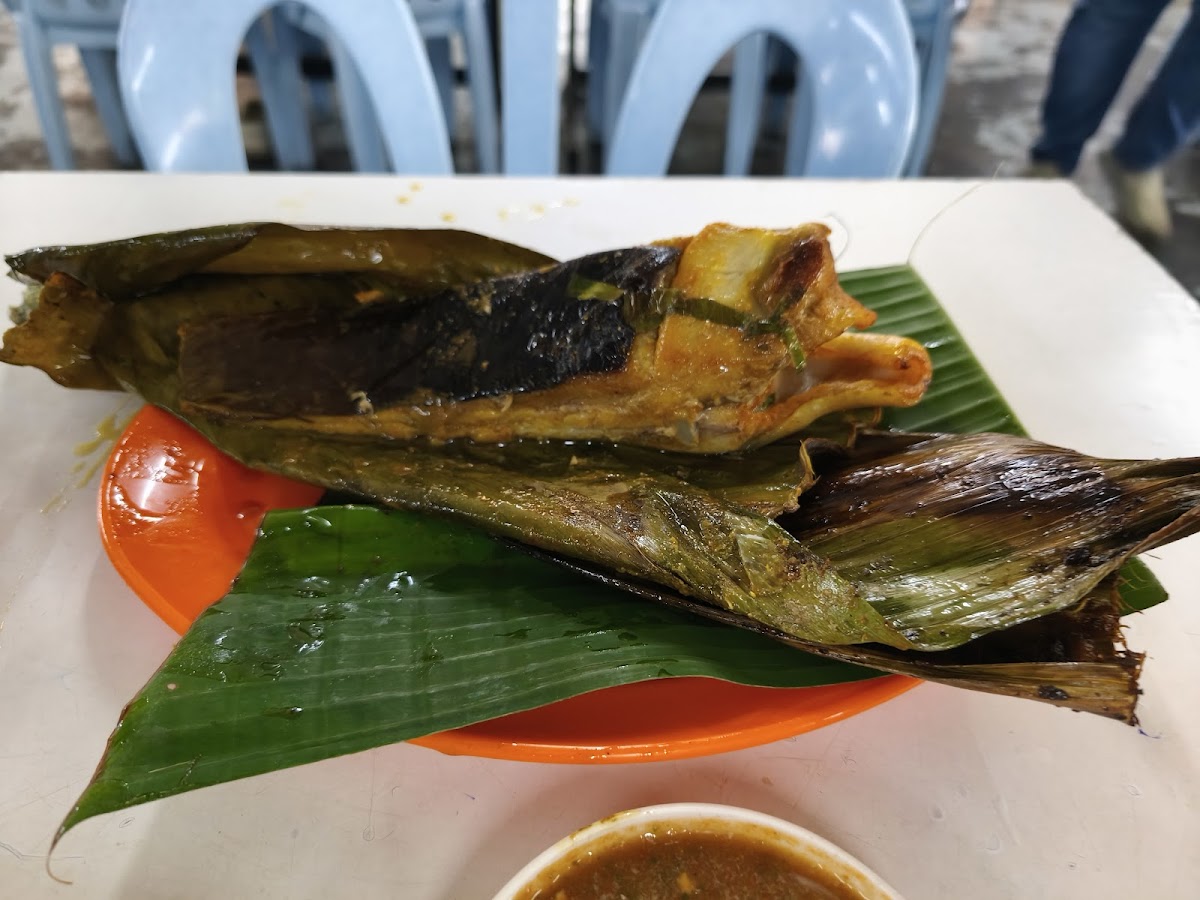Mat Teh Ikan Bakar - Photo 3