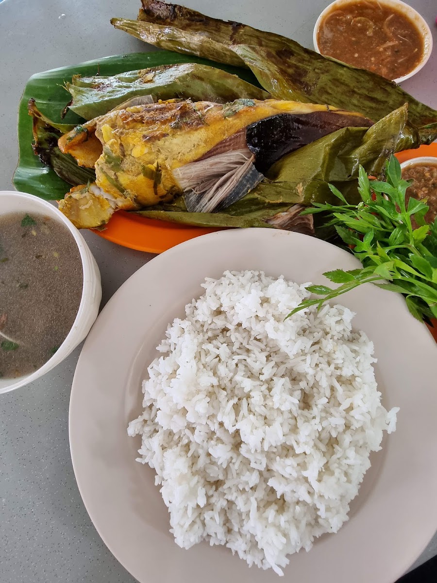 Mat Teh Ikan Bakar - Photo 7
