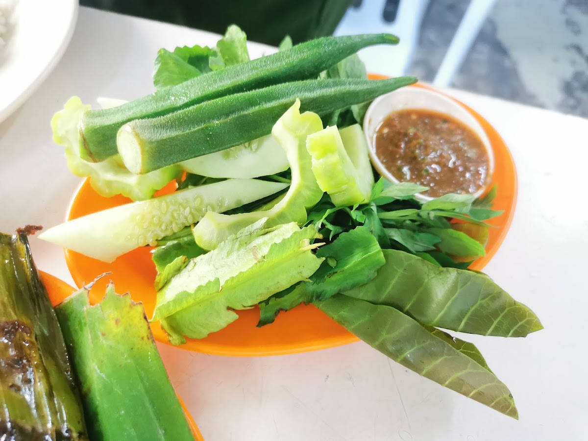 Mat Teh Ikan Bakar - Photo 8