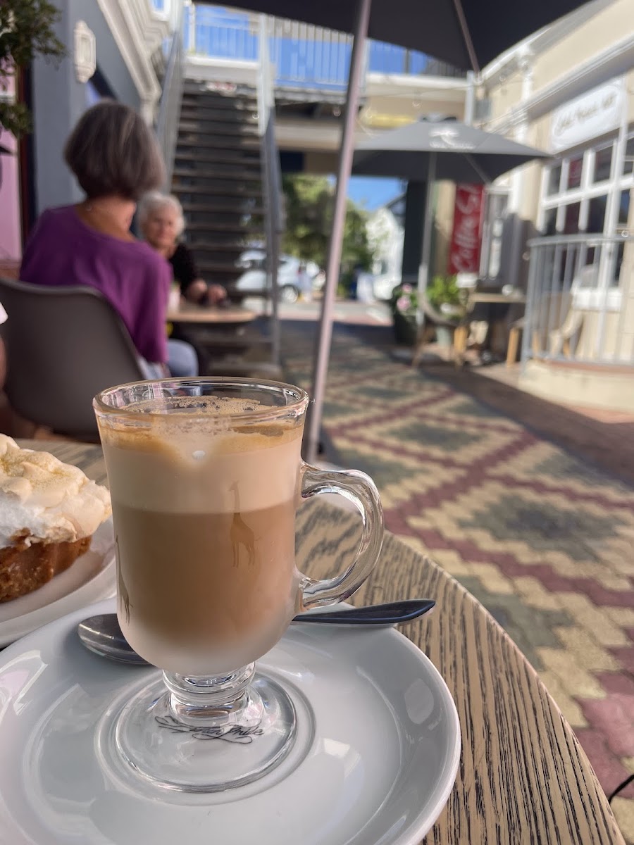 The Handmill Coffee Shop - Photo 8