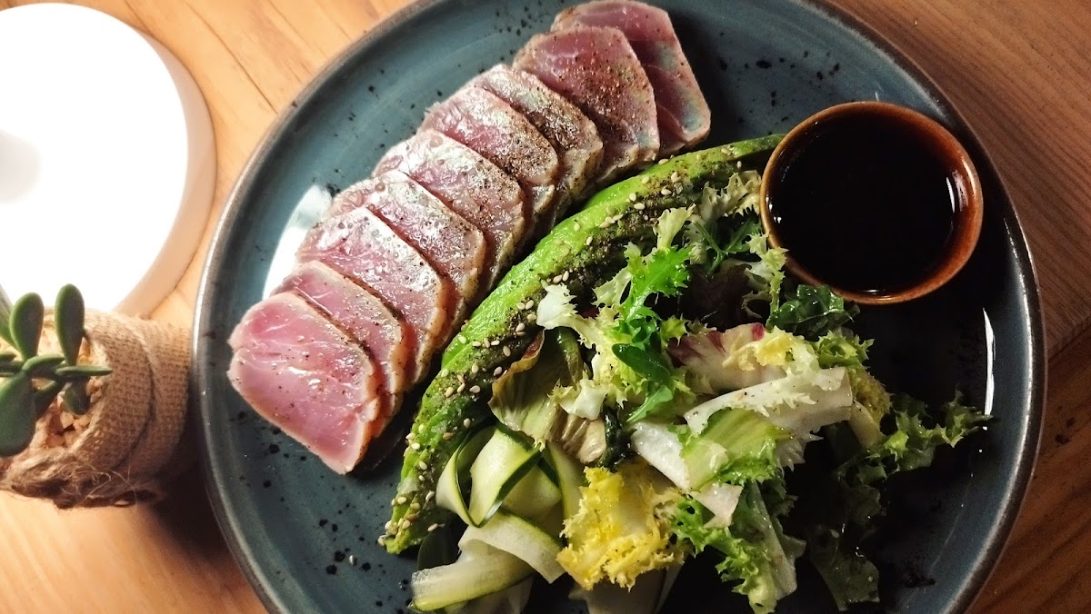 Umami Fresh Bistro - Photo 4