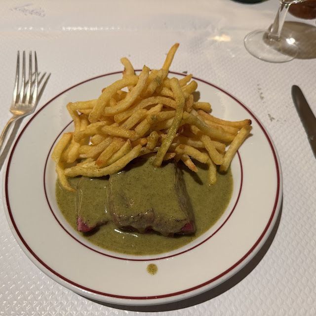Entrecôte Cafe de Paris With Fries
