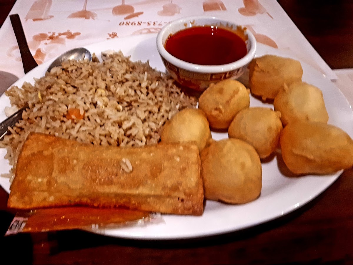 Lung Fong Restaurant - Photo 1