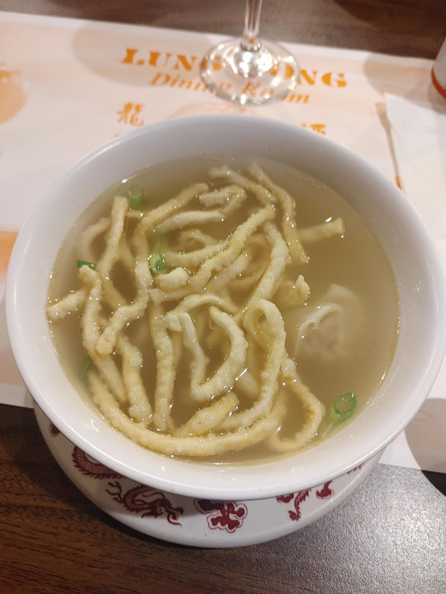 Lung Fong Restaurant - Photo 8