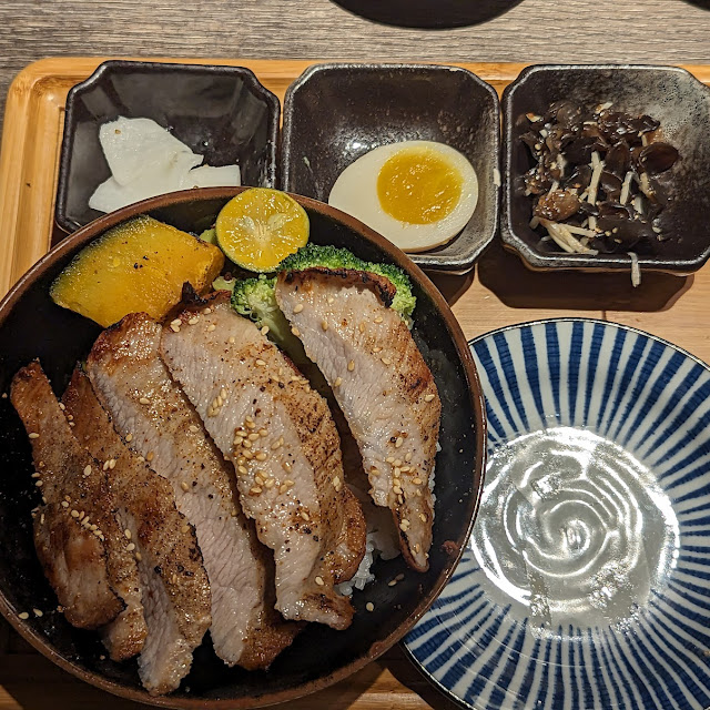 牛肉壽喜燒定食