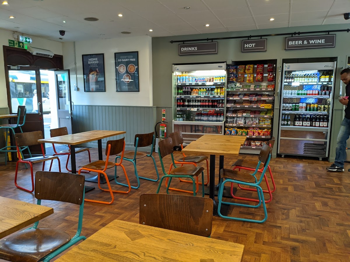 Coffee Room Stoke-on-Trent - Photo 3