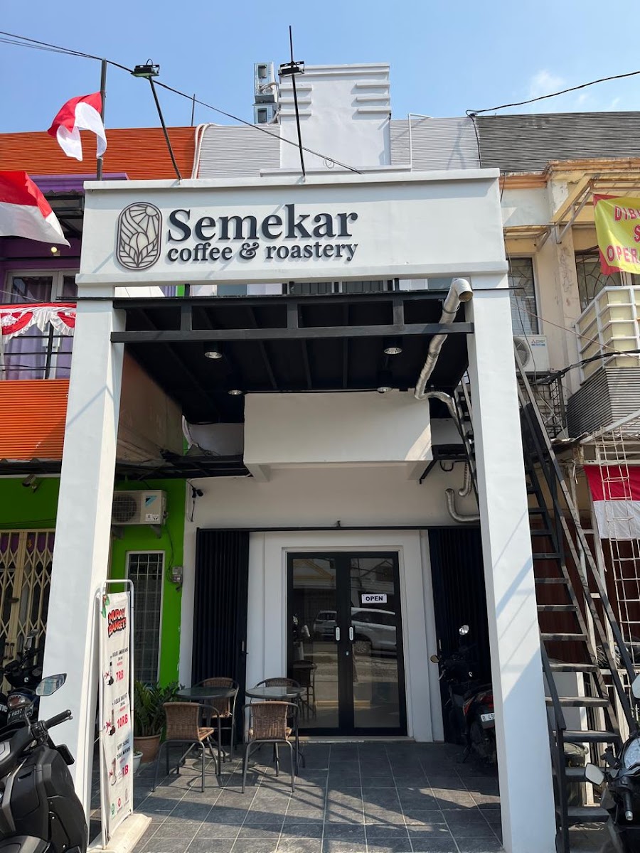 Semekar Coffee - Cafe and Roastery