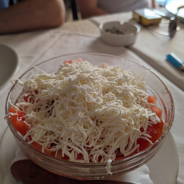 Tomatosalad with Chees