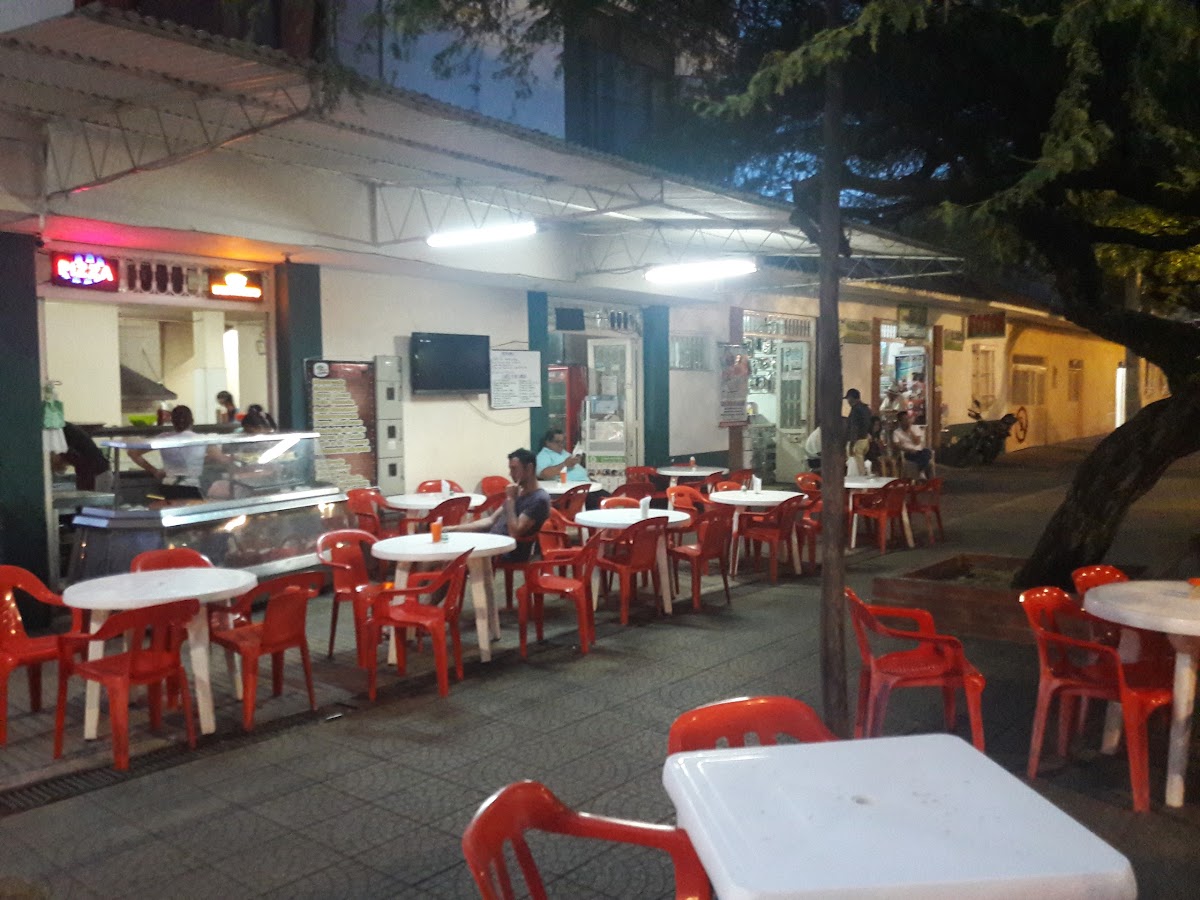 Restaurante La Gran Esquina - Photo 6