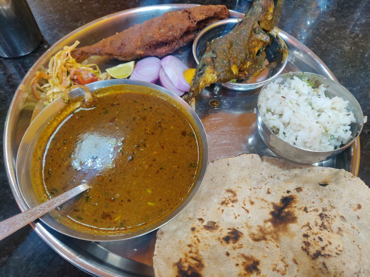 Mannu Fish Restaurant (Mannu ka Dhaba) - Photo 2