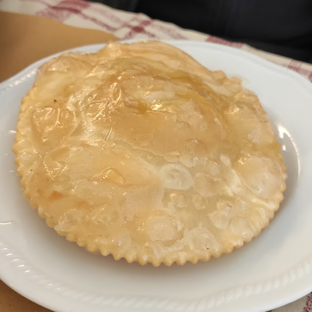 Seadas Con Miele Amaro