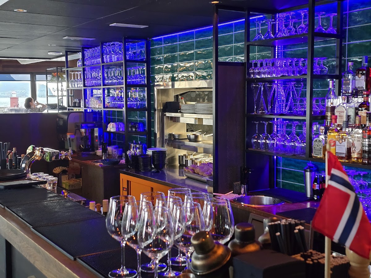XL Diner - Photo 2