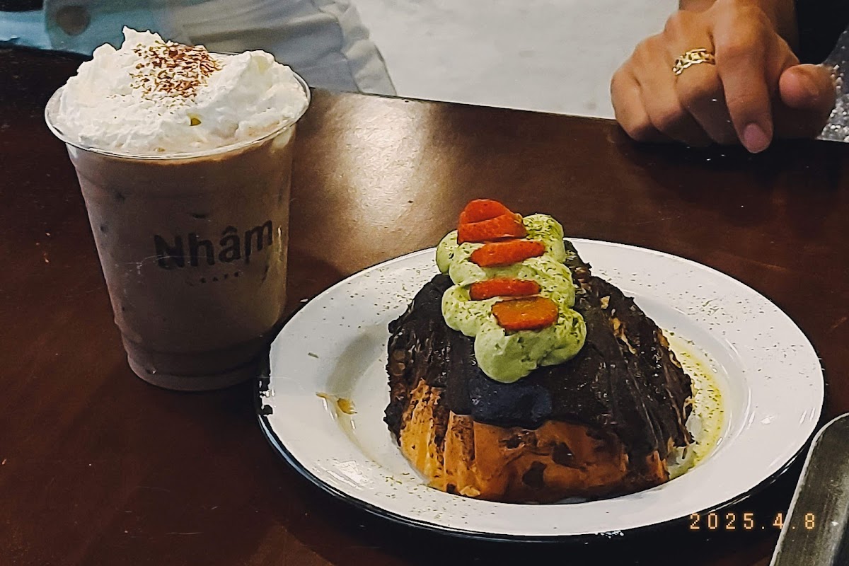 Nhâm Coffee - Photo 2