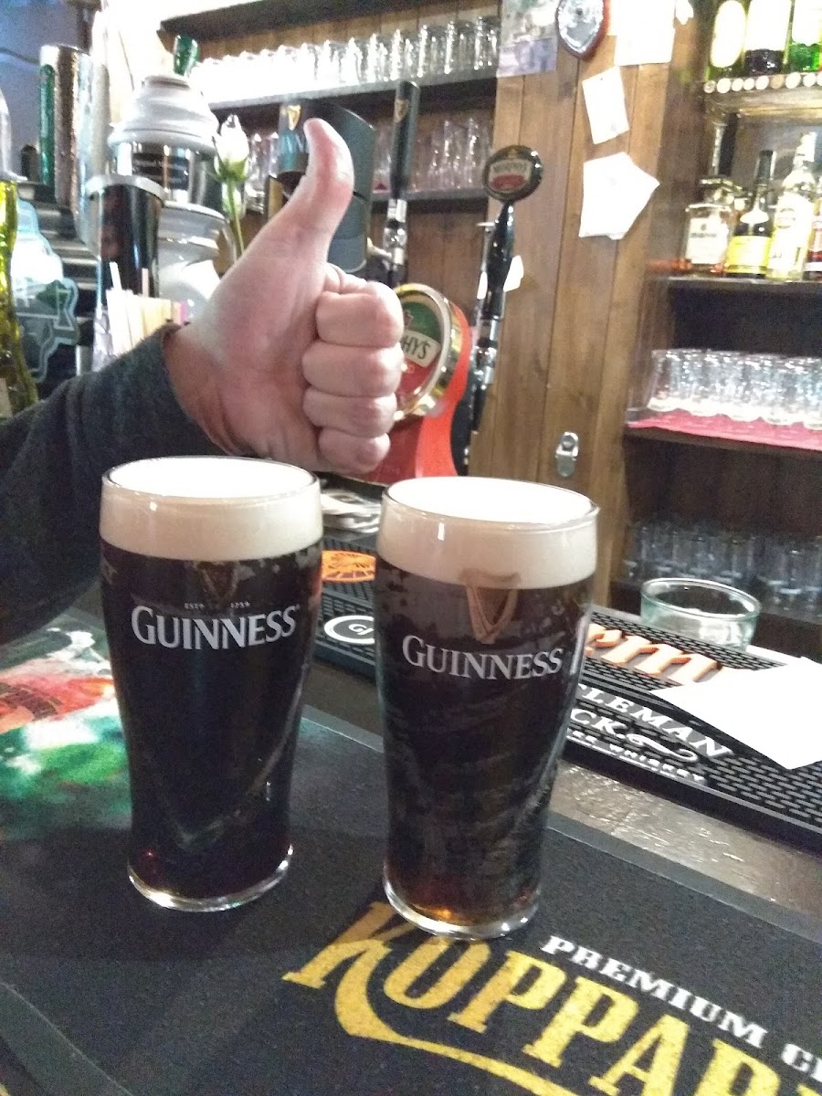 The Shamrock Irish Tavern - Photo 4