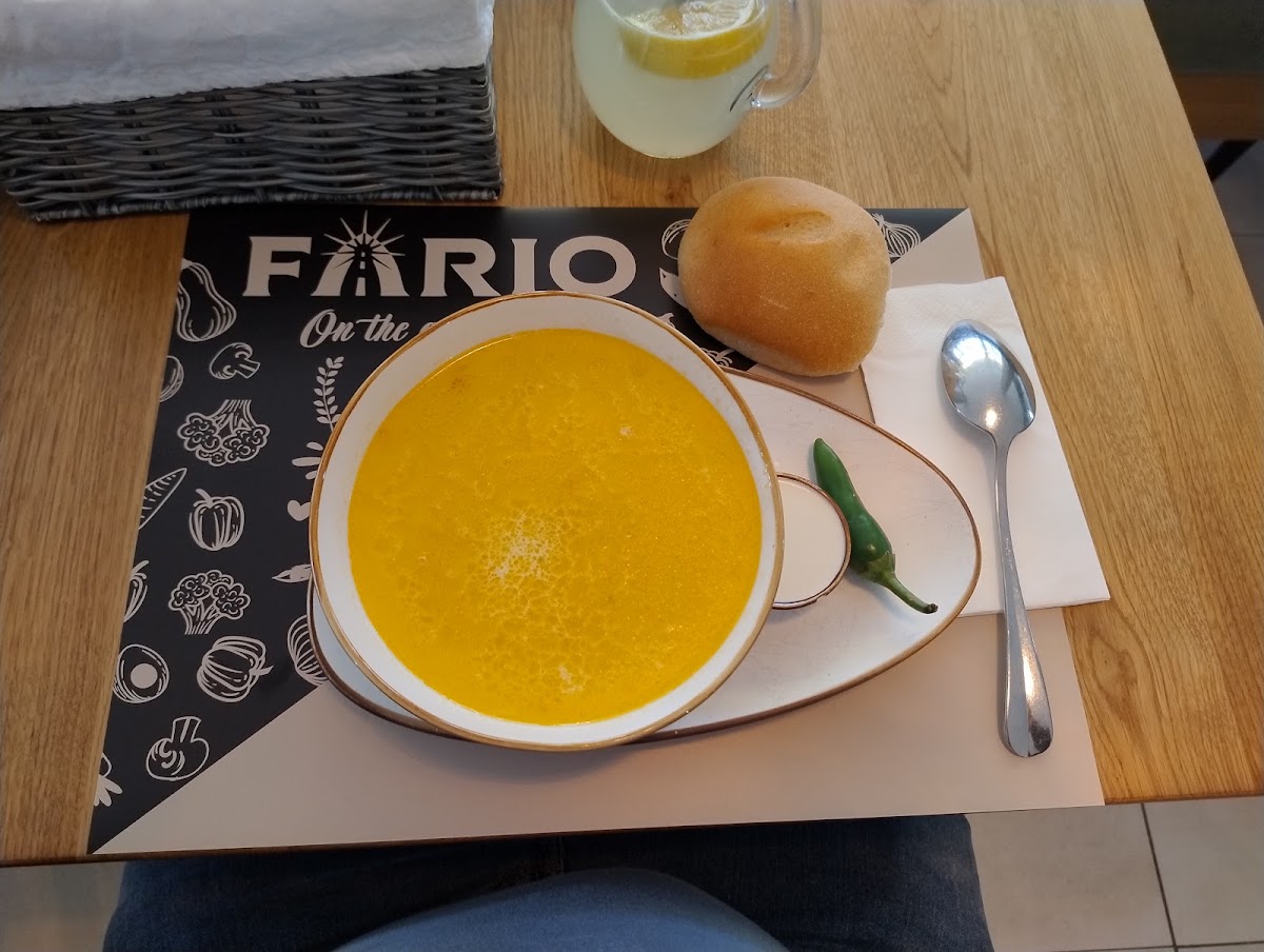 Fario - Photo 4