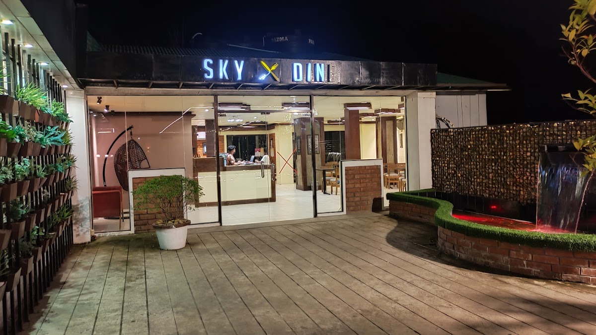 Sky Dine Restaurant - Photo 9