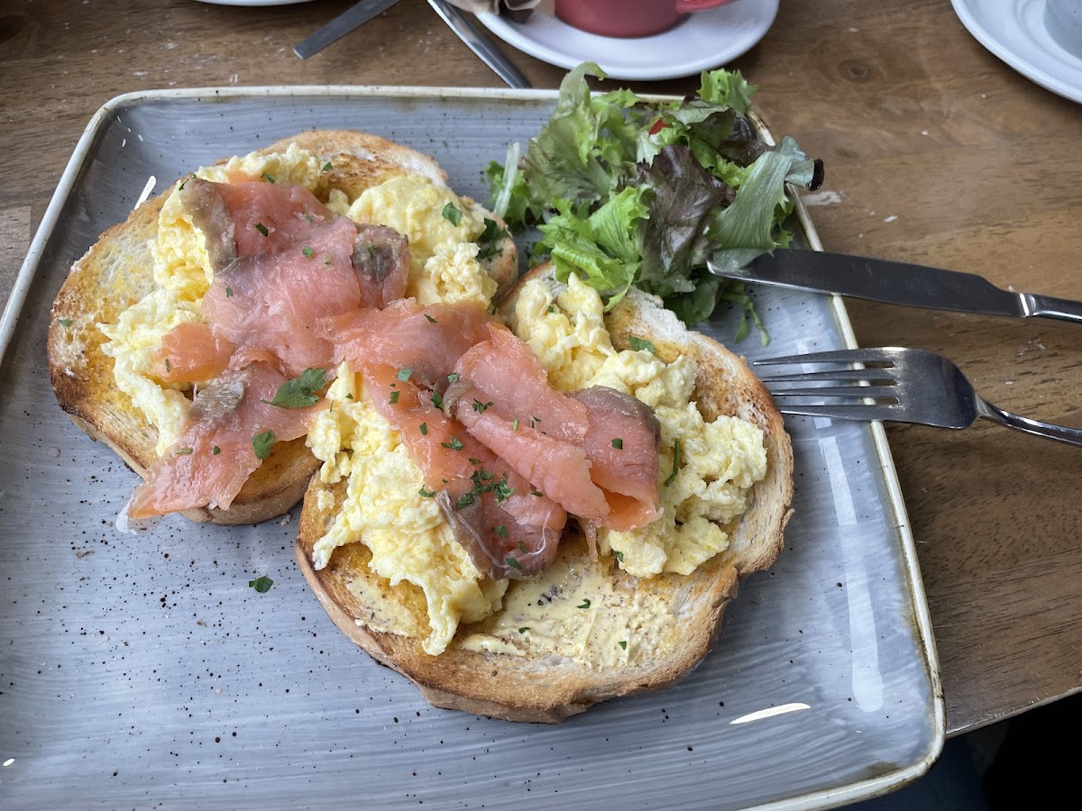Little Wonder Cafe - Photo 3