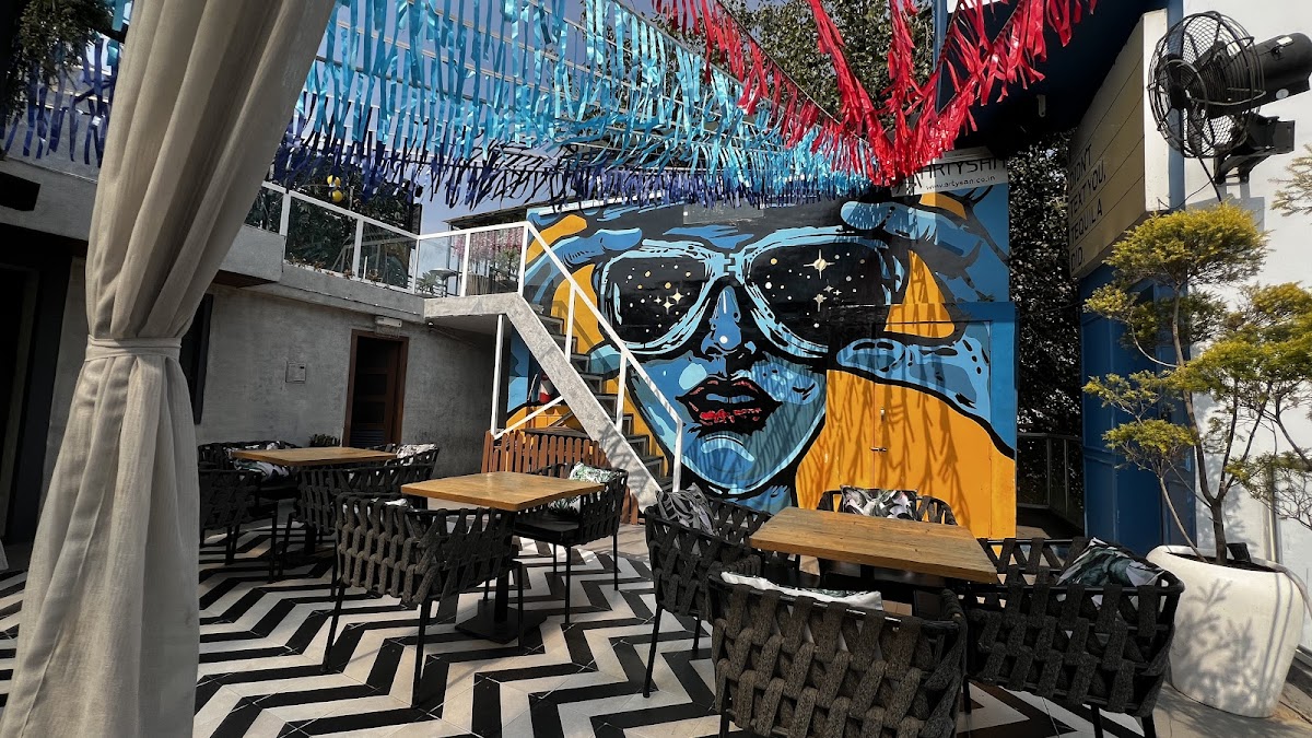 Tea’se Me - Rooftop Cafe & Bar - Photo 3