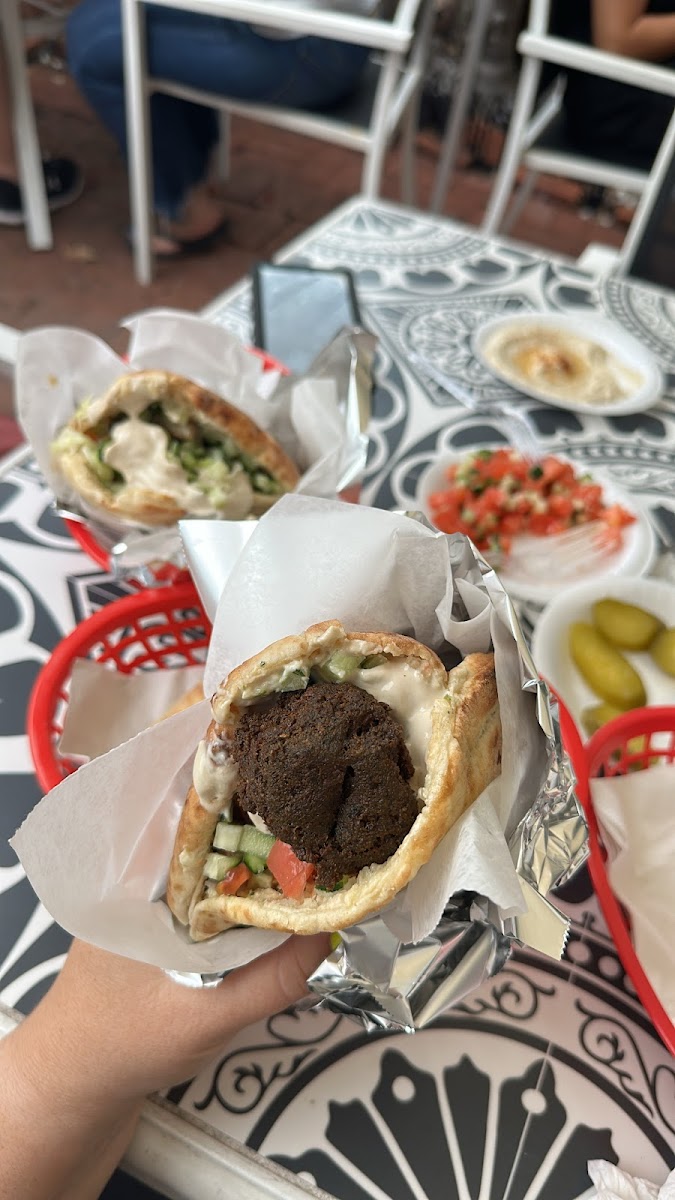 Mam's Best Food - Photo 4
