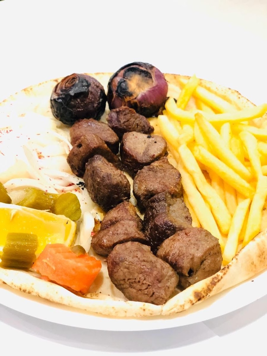 GOOD BOY Restaurant - Photo 1