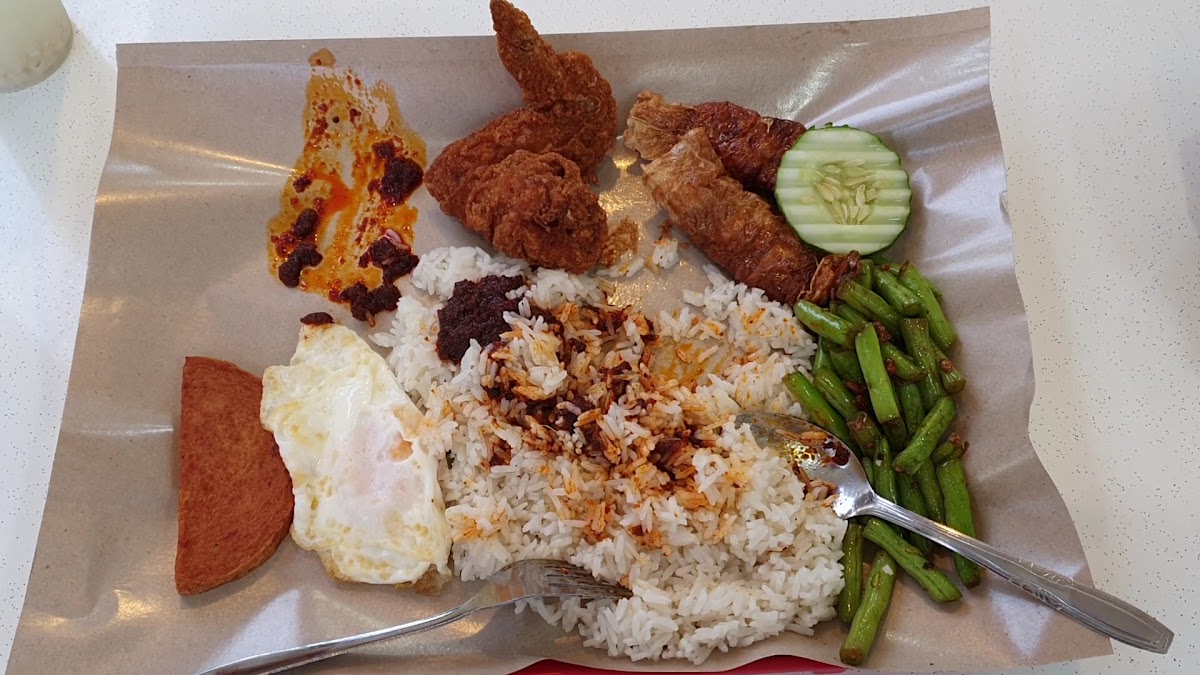 Ponggol Nasi Lemak Centre - Photo 1