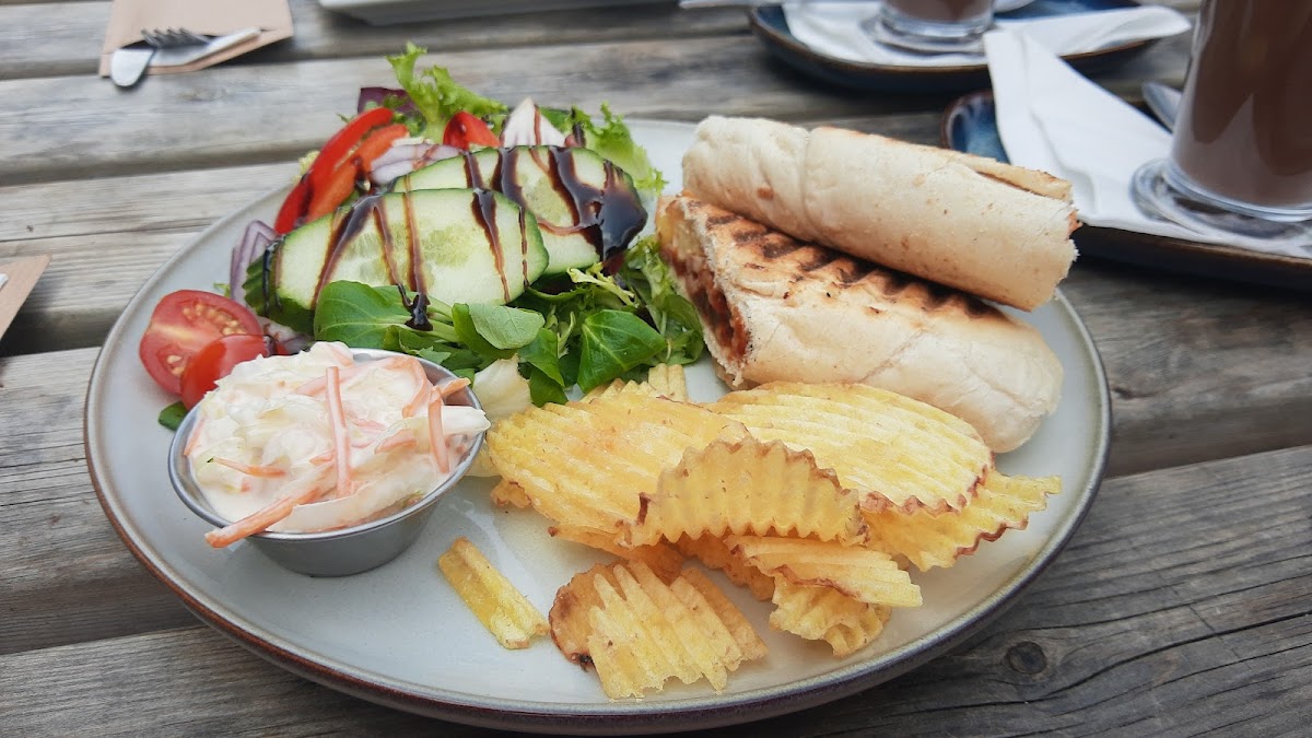 The Old Wharf Tearooms - Photo 2