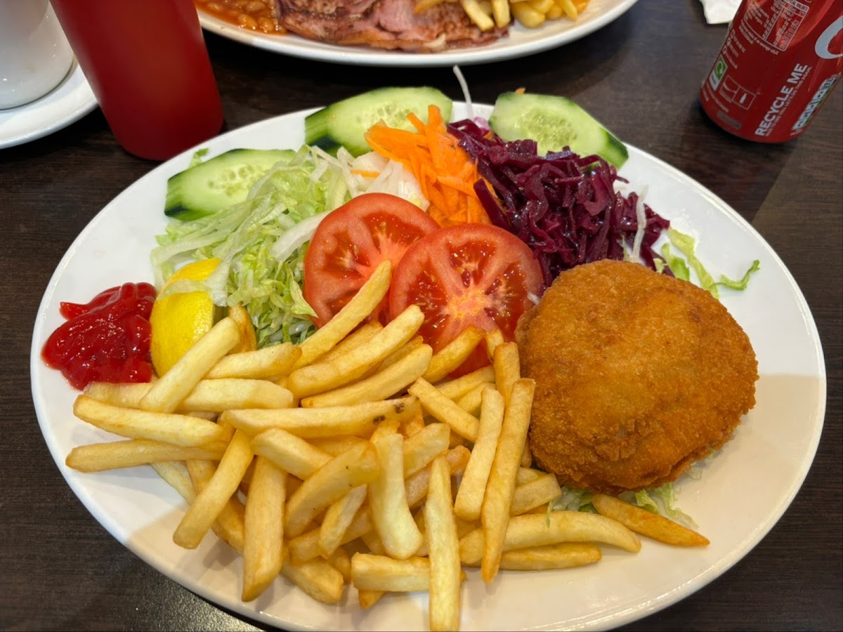 Fountain Cafe - Photo 3