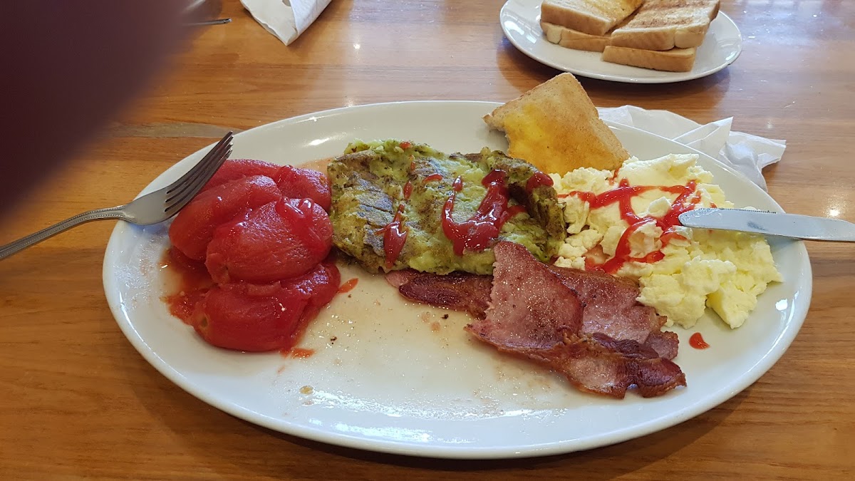 Fountain Cafe - Photo 4