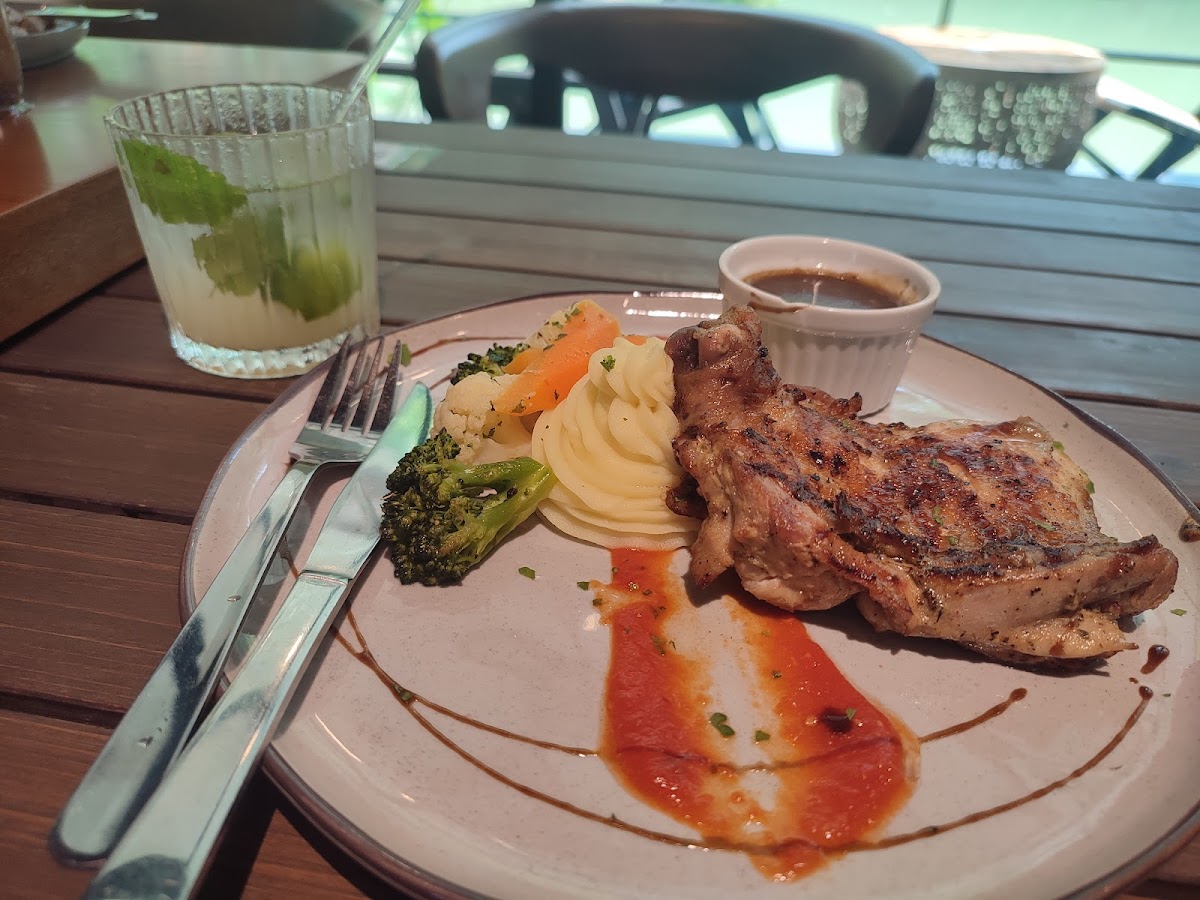 The Lake Cafe @ The Farm - Photo 5