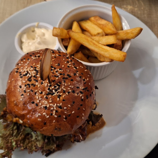 Bacon & Cheese Burger