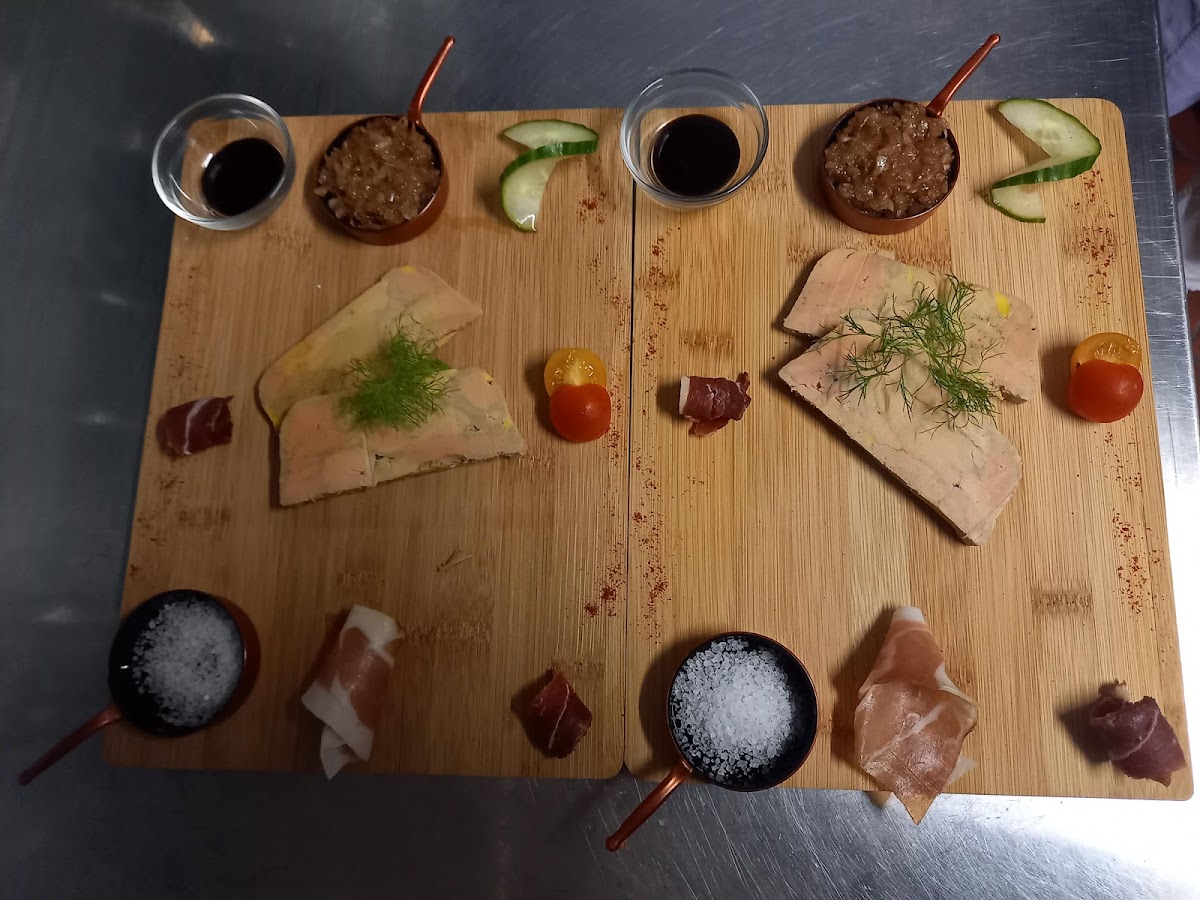Le N café/gril/restaurant/routier - Photo 1
