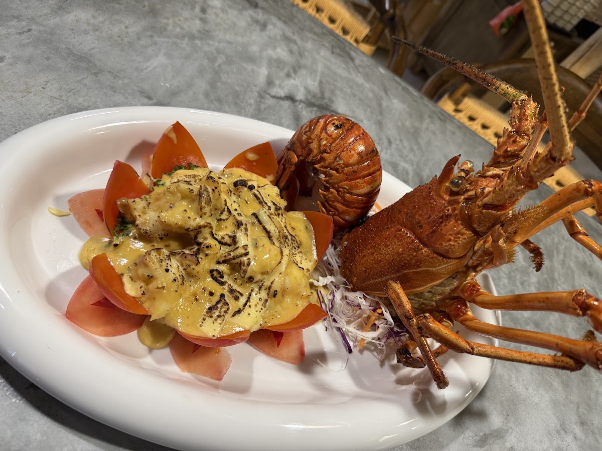 The Corner Seafood Restaurant 遇见海鲜餐吧 - Photo 9