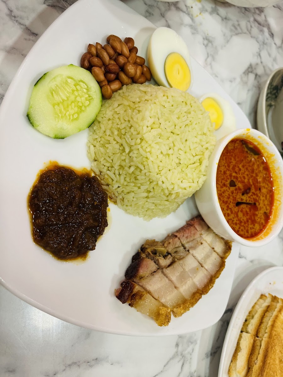Yitcha Kawkaw Kopitiam @Kota Kemuning 壹茶浓浓咖啡店 - Photo 8
