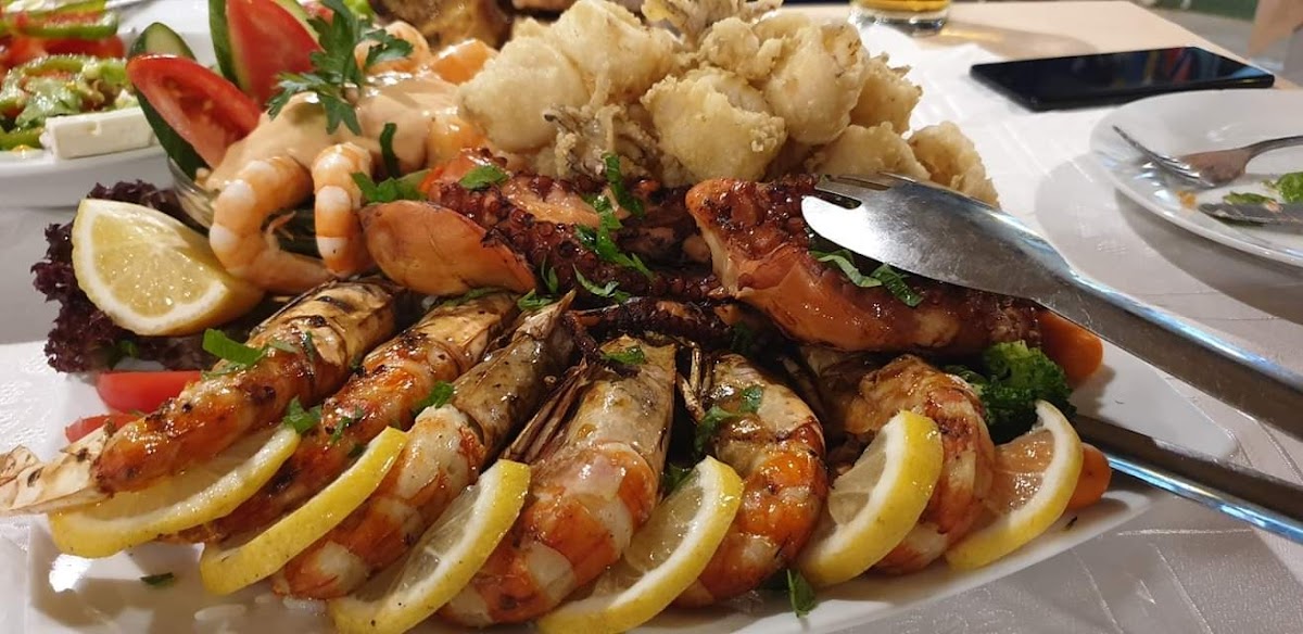 Therino Family Restaurant - Photo 2