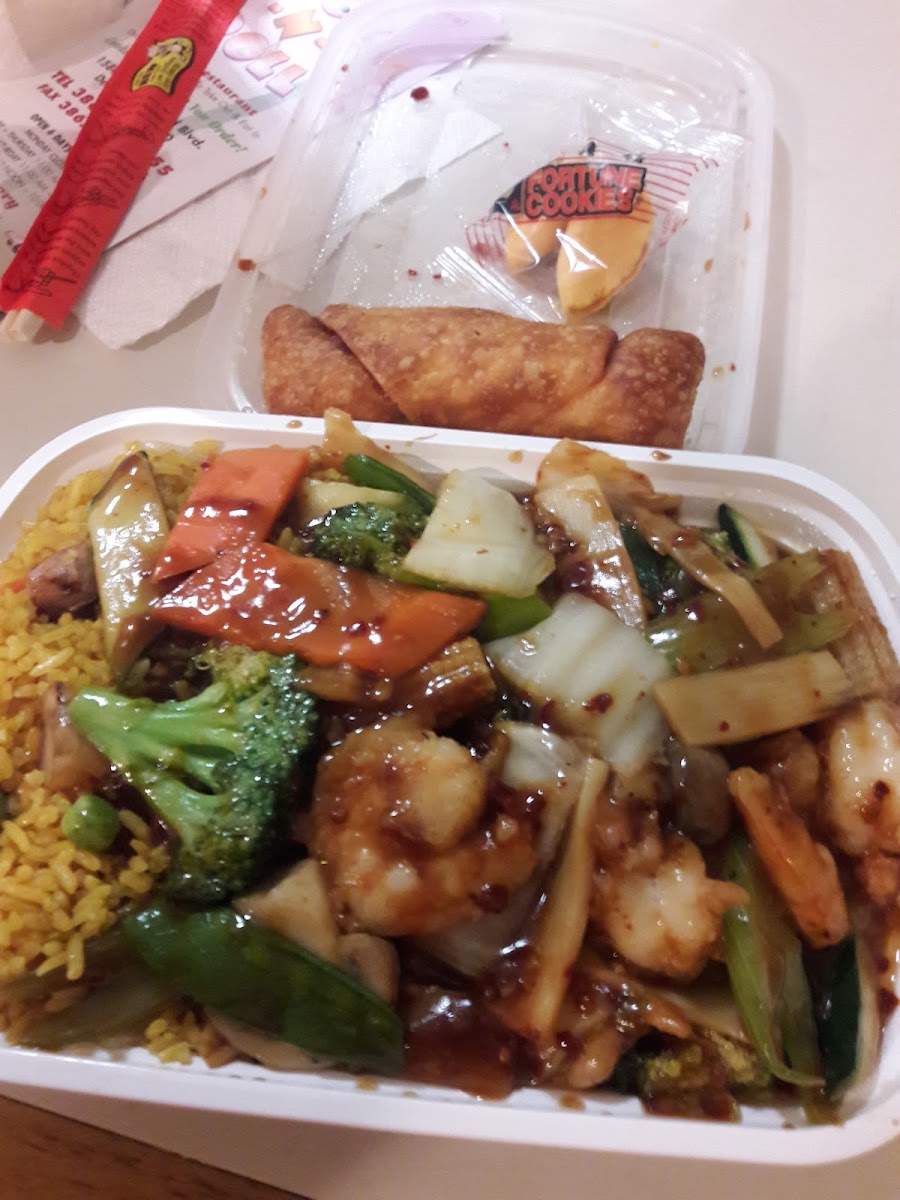 Wok & Roll - Photo 2