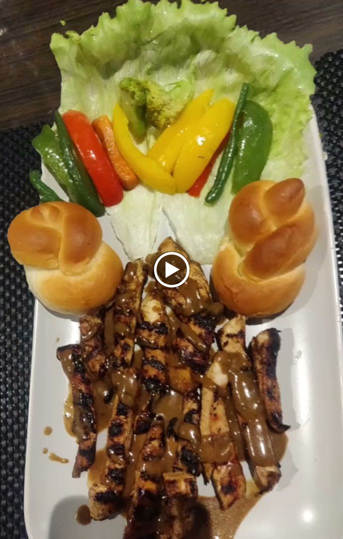 Avenue 222 - Multi Cuisine Restaurant - Photo 2