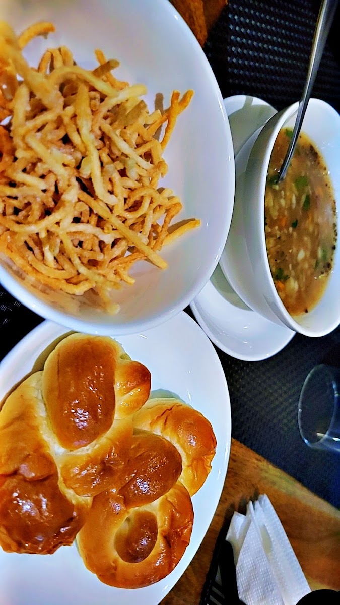 Avenue 222 - Multi Cuisine Restaurant - Photo 5