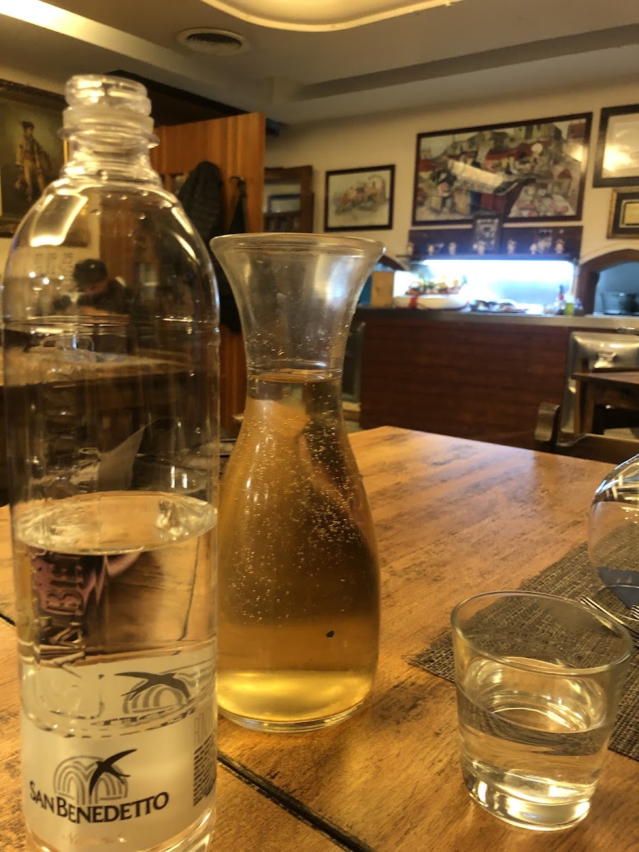 Trattoria Piccolo Napoli - Photo 6