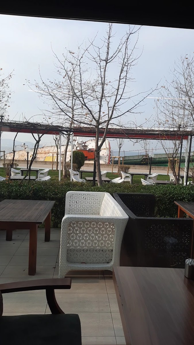 Tesaduf Cafe - Photo 1