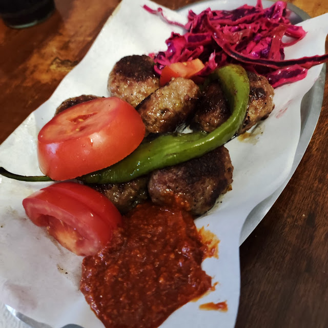 Köfte Bir Porsion