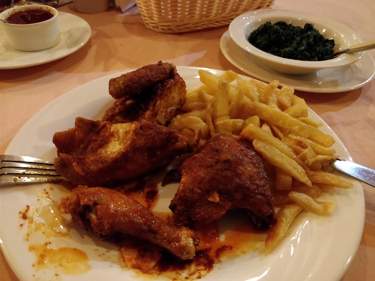 Stavrose Restaurant - Photo 6