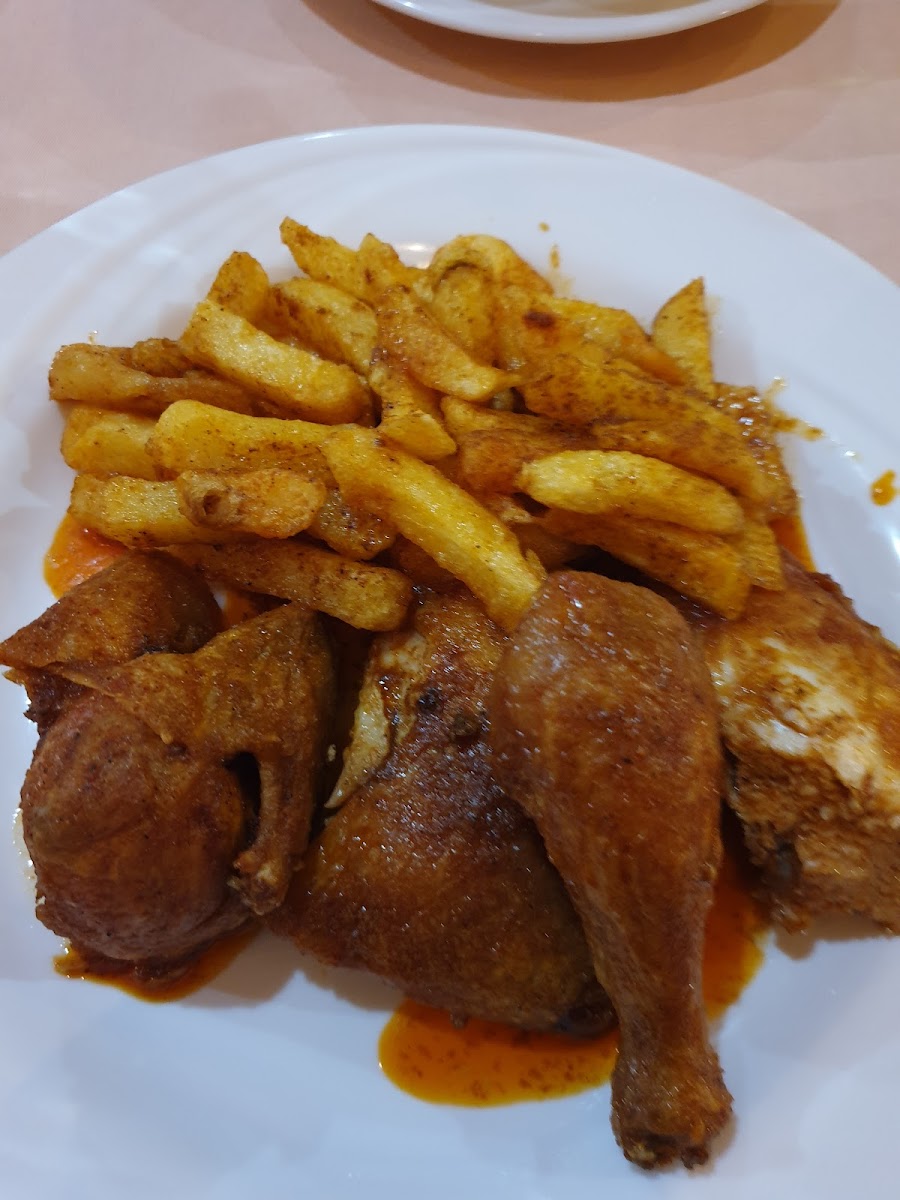 Stavrose Restaurant - Photo 7