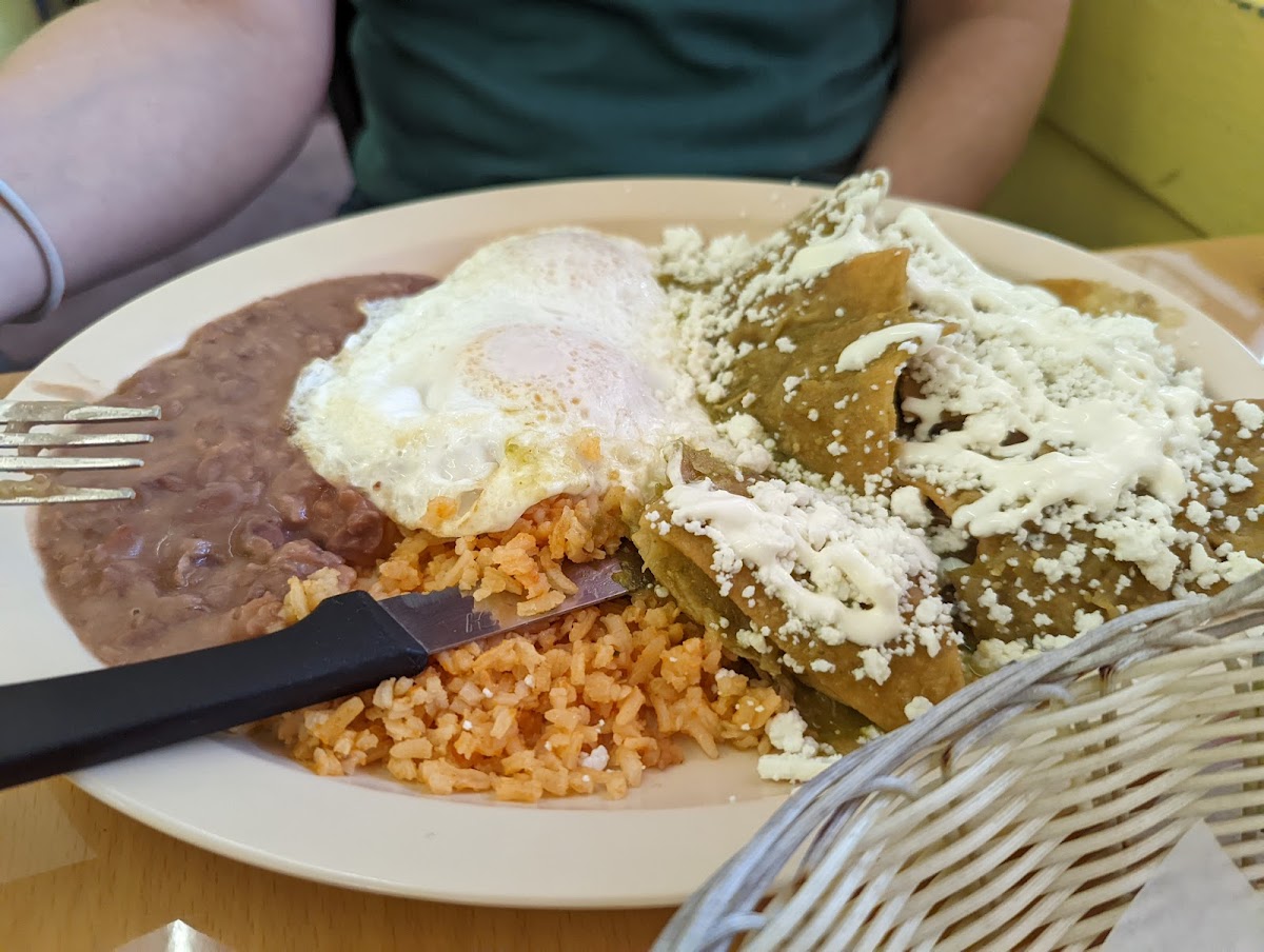 Los Poblanos Restaurant - Photo 5