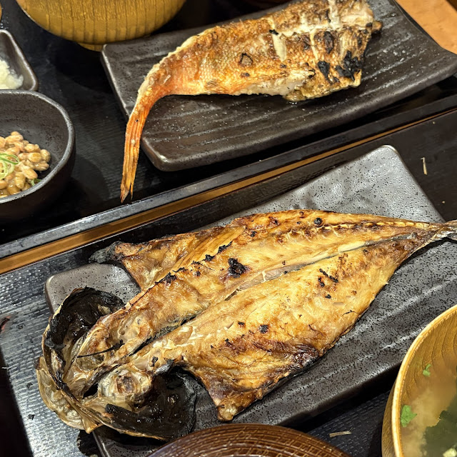 あかうお干物定食 1034円